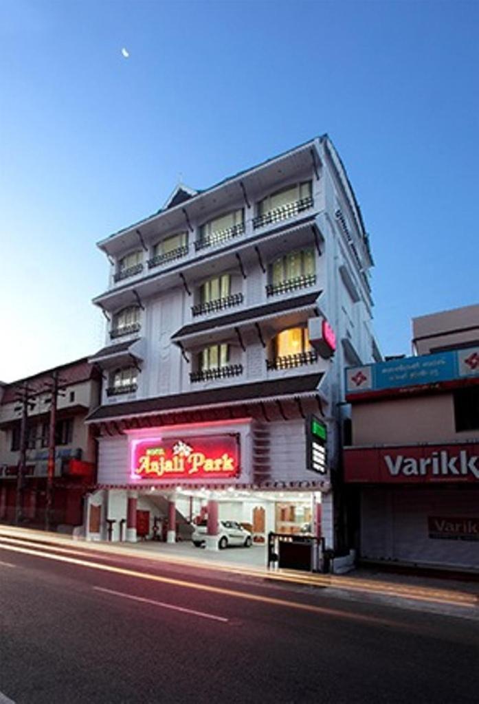 Hotel Anjali Park Kottayam Exterior photo